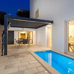 Apartamento Chillzone - 20m To The Sea, Heated Pool